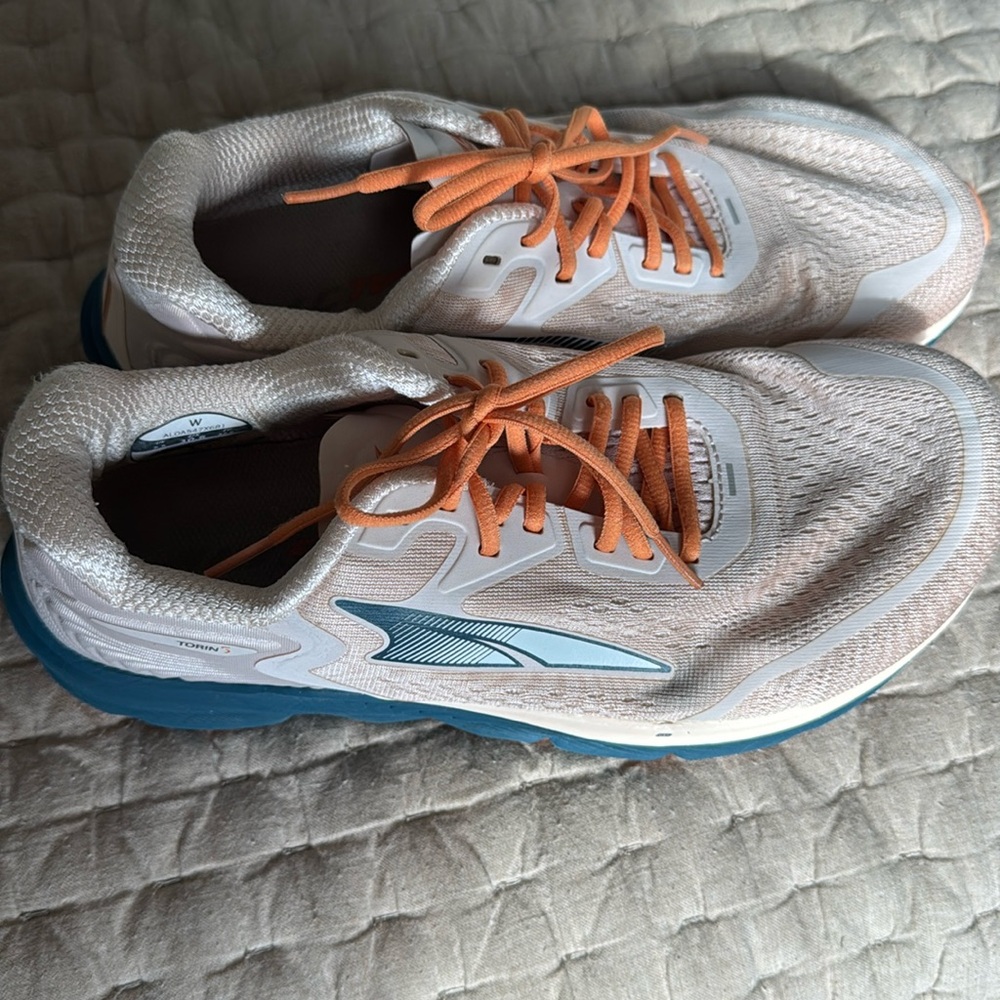 ALTRA TORIN 5’s W 10.5